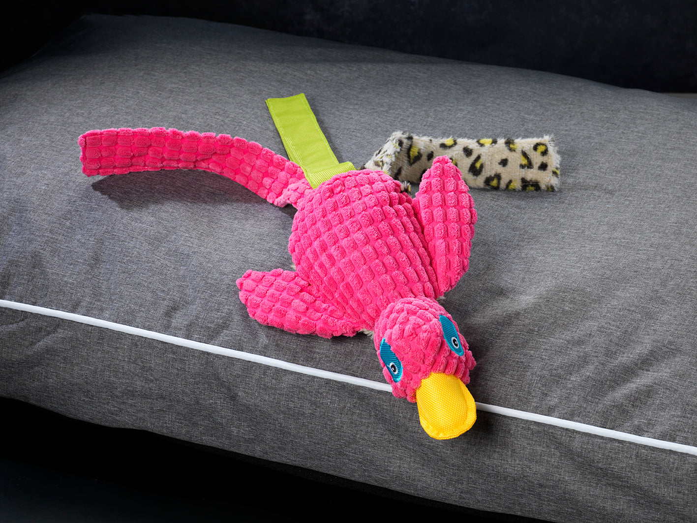 Hundleksak Quack Rosa 55cm