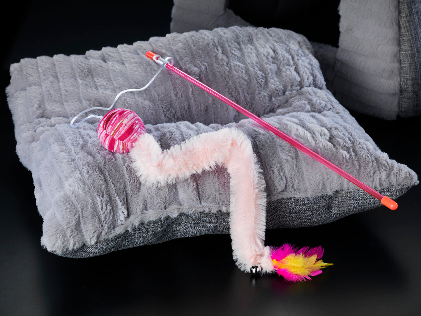 Kattleksak Spö Fuzzy Rosa 35cm